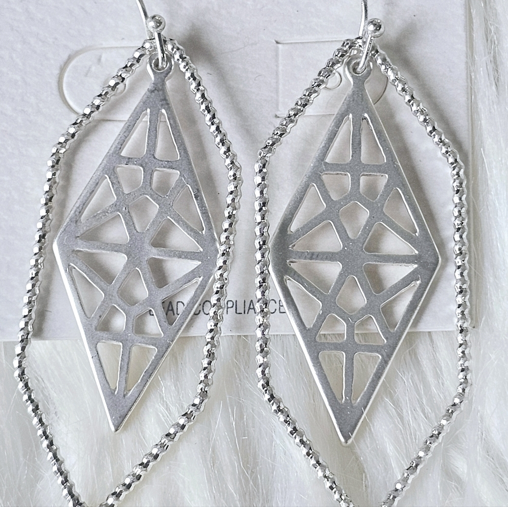 Dimond cut out earrings